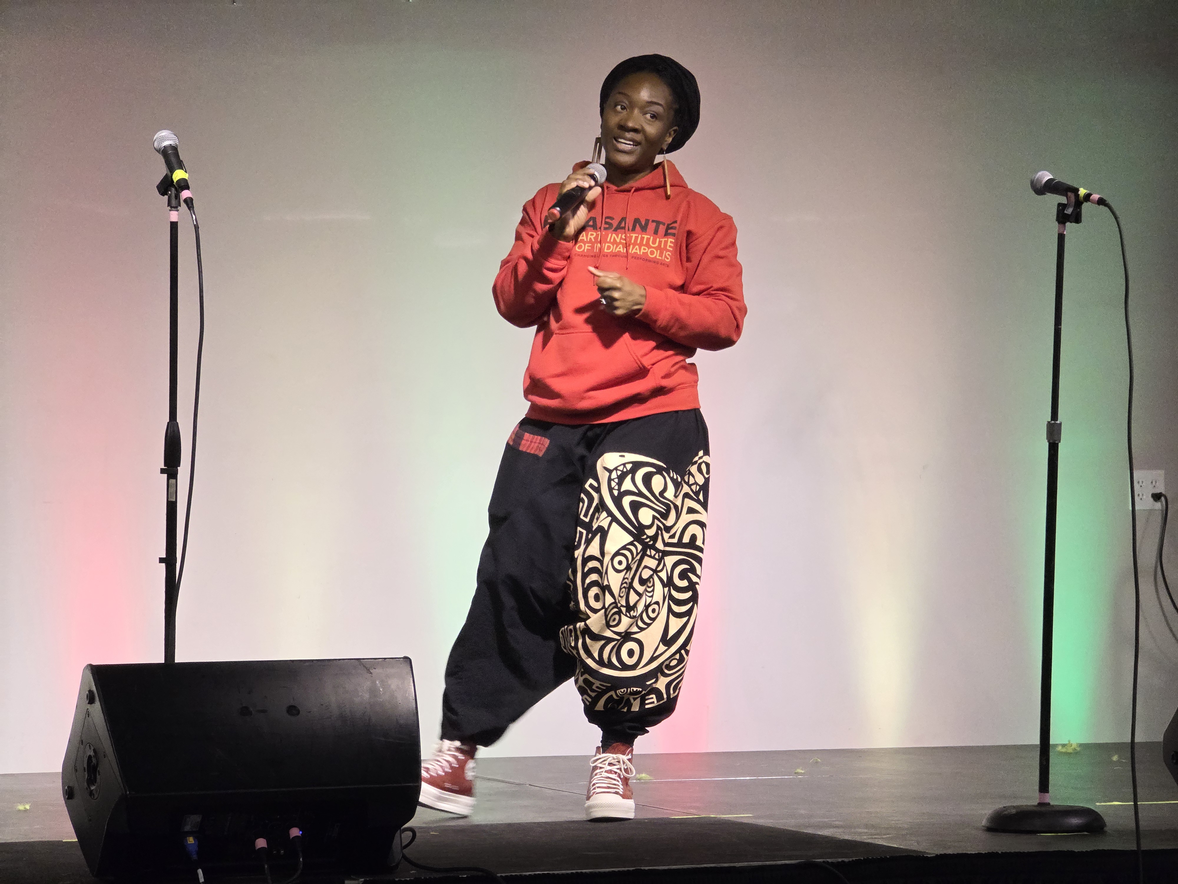 PsyWrn Simone on stage