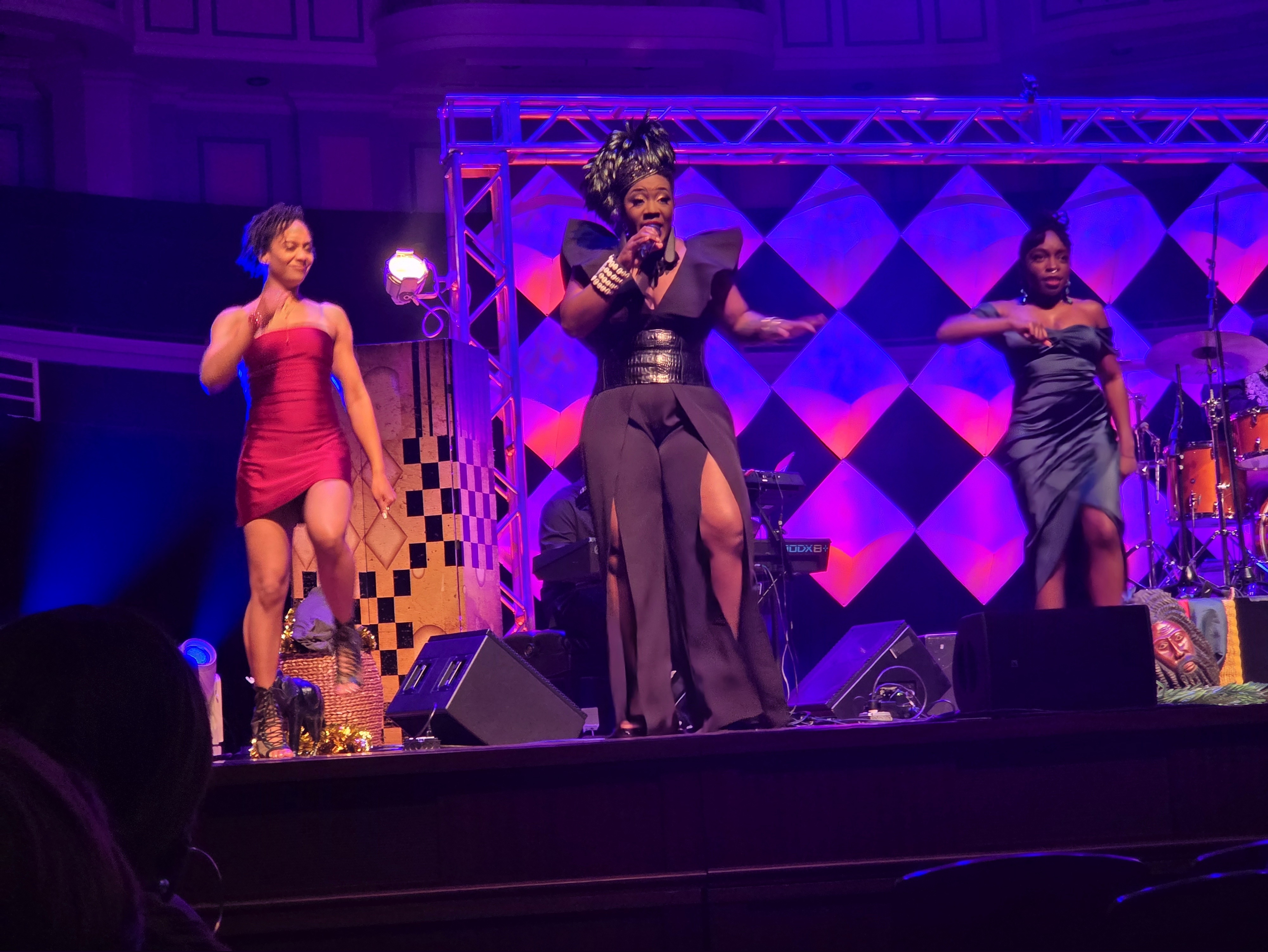 PsyWrn Simone performance